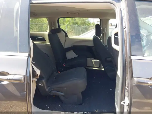 2C4RC1DG0HR676655 2017 CHRYSLER PACIFICA - Image 8