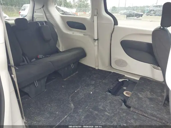 2C4RC1DG0HR684450 2017 CHRYSLER PACIFICA - Image 8