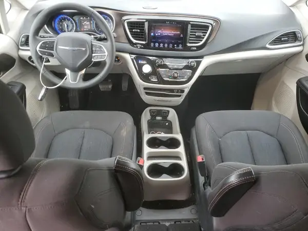 2C4RC1DG0HR744503 2017 CHRYSLER PACIFICA - Image 8