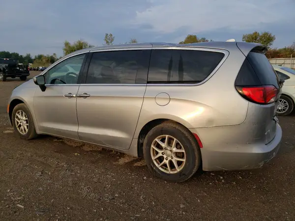 2C4RC1DG0HR835657 2017 CHRYSLER PACIFICA - Image 2