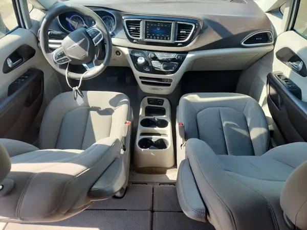 2C4RC1DG0JR168076 2018 CHRYSLER PACIFICA - Image 8