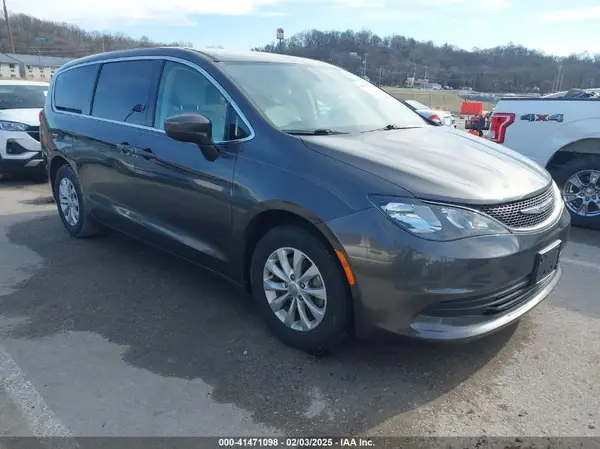 2C4RC1DG1HR521631 2017 CHRYSLER PACIFICA - Image 1