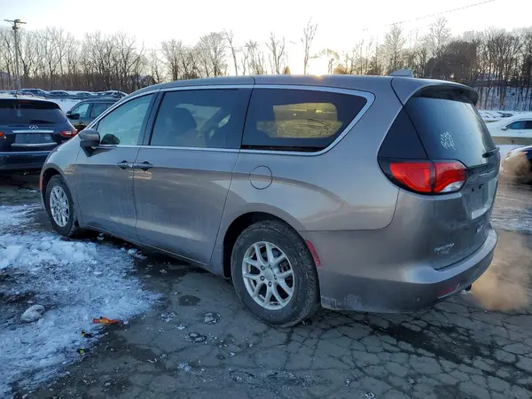 2C4RC1DG1HR537182 2017 CHRYSLER PACIFICA - Image 2