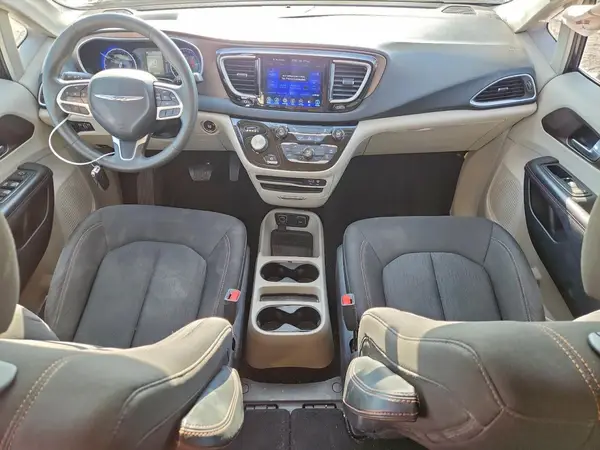 2C4RC1DG1HR608770 2017 CHRYSLER PACIFICA - Image 8