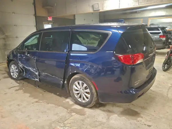 2C4RC1DG1HR634852 2017 CHRYSLER PACIFICA - Image 2