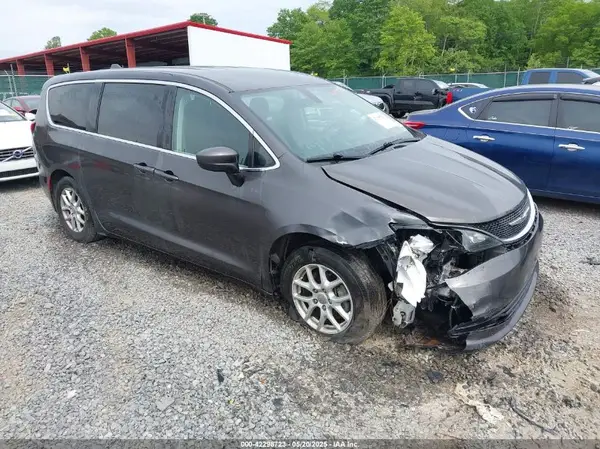 2C4RC1DG1HR635158 2017 CHRYSLER PACIFICA - Image 1