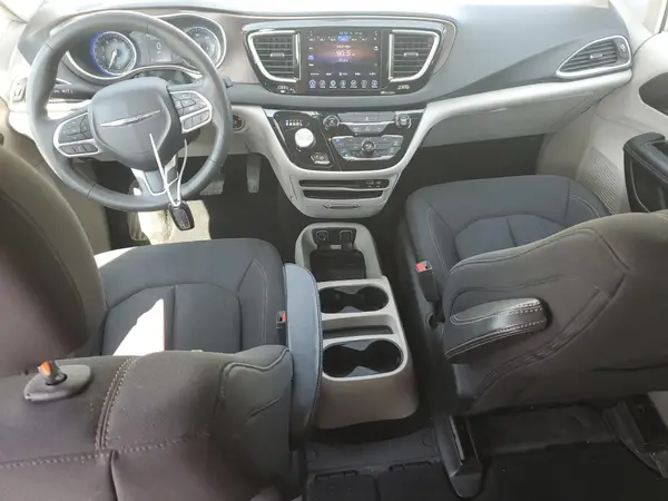 2C4RC1DG1HR667978 2017 CHRYSLER PACIFICA - Image 8