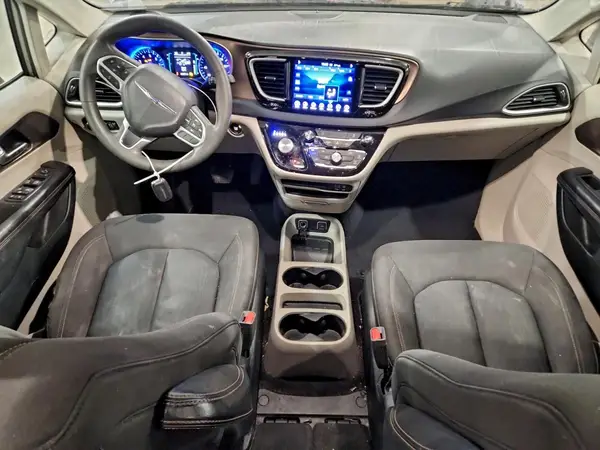 2C4RC1DG1HR695165 2017 CHRYSLER PACIFICA - Image 8
