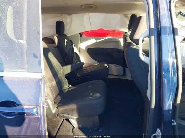 2C4RC1DG1JR130016 2018 CHRYSLER PACIFICA - Image 8