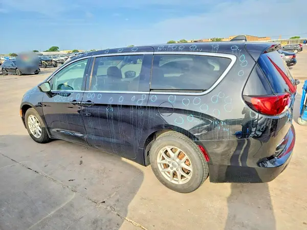 2C4RC1DG1JR186246 2018 CHRYSLER PACIFICA - Image 2