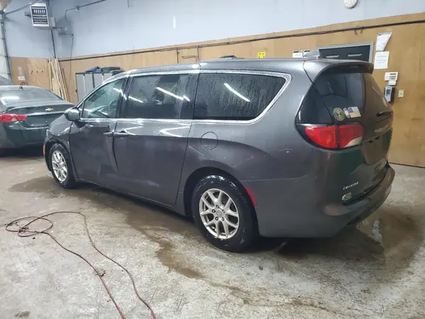 2C4RC1DG2HR501078 2017 CHRYSLER PACIFICA - Image 2