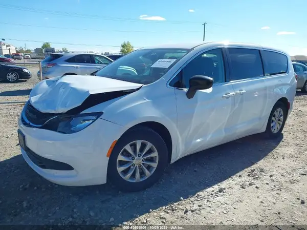 2C4RC1DG2HR505972 2017 CHRYSLER PACIFICA - Image 2