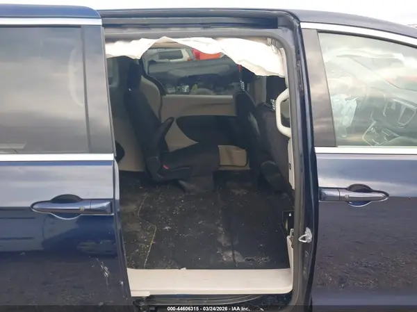 2C4RC1DG2HR512968 2017 CHRYSLER PACIFICA - Image 8
