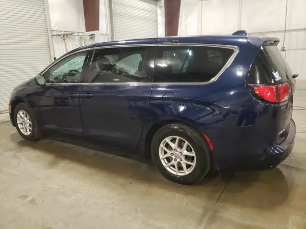 2C4RC1DG2HR513179 2017 CHRYSLER PACIFICA - Image 2
