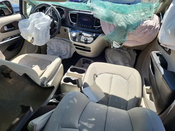 2C4RC1DG2HR514543 2017 CHRYSLER PACIFICA - Image 8