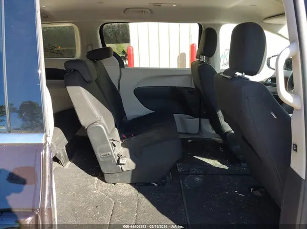 2C4RC1DG2HR525557 2017 CHRYSLER PACIFICA - Image 8
