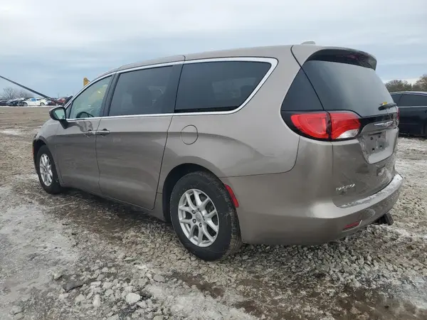 2C4RC1DG2HR544285 2017 CHRYSLER PACIFICA - Image 2