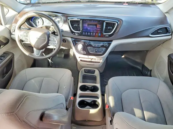 2C4RC1DG2HR551883 2017 CHRYSLER PACIFICA - Image 8