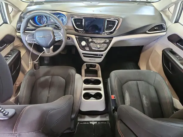 2C4RC1DG2HR552385 2017 CHRYSLER PACIFICA - Image 8