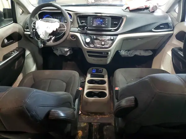 2C4RC1DG2HR565931 2017 CHRYSLER PACIFICA - Image 8