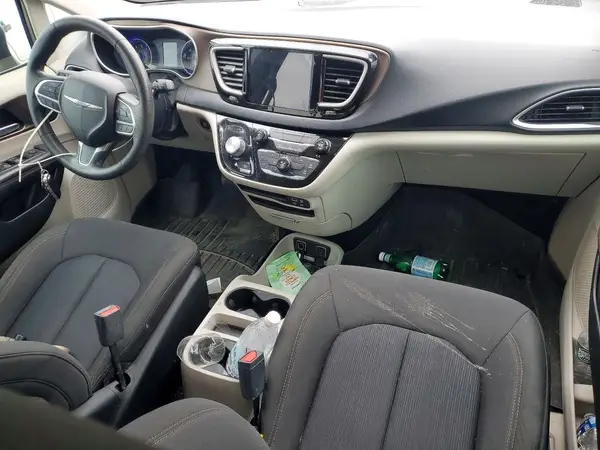 2C4RC1DG2HR577772 2017 CHRYSLER PACIFICA - Image 8