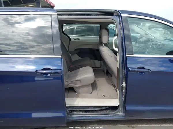 2C4RC1DG2HR578470 2017 CHRYSLER PACIFICA - Image 8