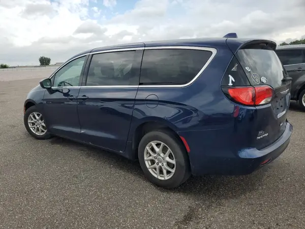 2C4RC1DG2HR585273 2017 CHRYSLER PACIFICA - Image 2
