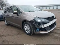 2C4RC1DG2HR585497 2017 CHRYSLER PACIFICA