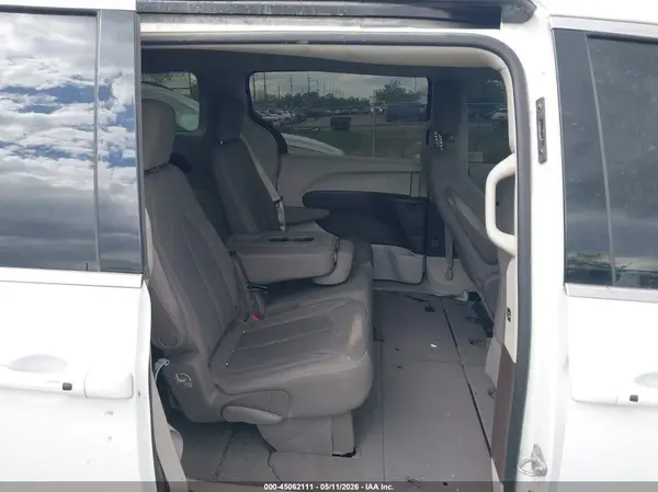 2C4RC1DG2HR587895 2017 CHRYSLER PACIFICA - Image 8
