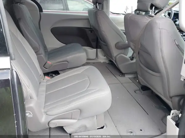 2C4RC1DG2HR609295 2017 CHRYSLER PACIFICA - Image 8