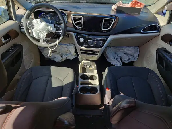 2C4RC1DG2HR620989 2017 CHRYSLER PACIFICA - Image 8