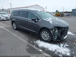 2C4RC1DG2HR636285 2017 CHRYSLER PACIFICA