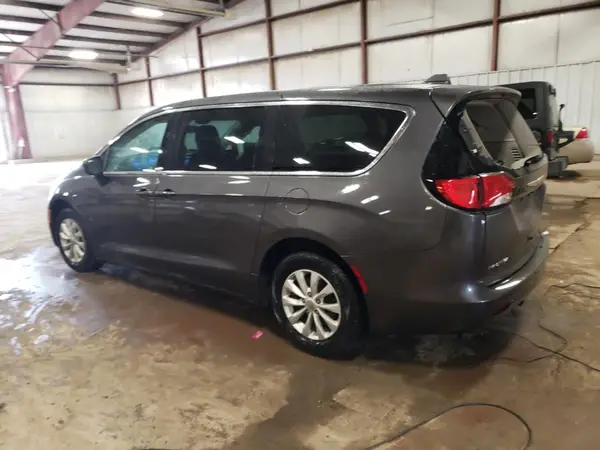 2C4RC1DG2HR667696 2017 CHRYSLER PACIFICA - Image 2
