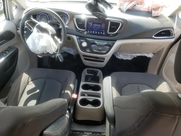 2C4RC1DG2HR676477 2017 CHRYSLER PACIFICA - Image 8