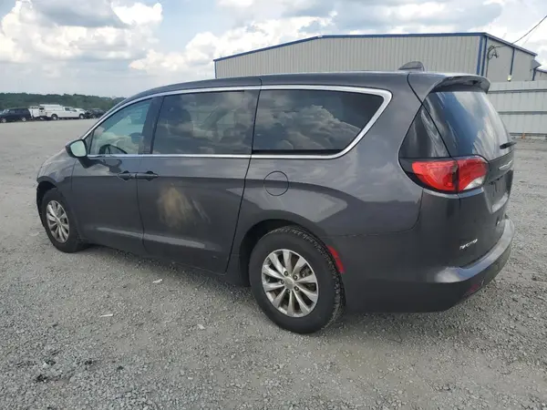 2C4RC1DG2HR676785 2017 CHRYSLER PACIFICA - Image 2