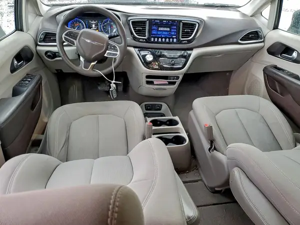 2C4RC1DG2HR676799 2017 CHRYSLER PACIFICA - Image 8