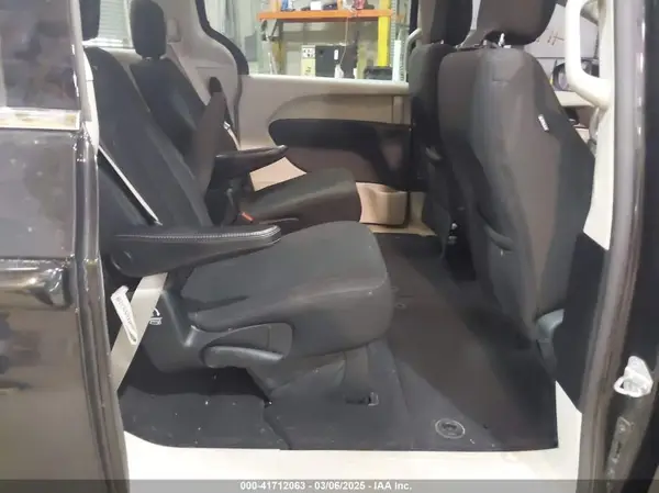 2C4RC1DG2HR702379 2017 CHRYSLER PACIFICA - Image 8