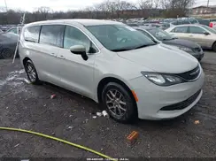 2C4RC1DG2HR794660 2017 CHRYSLER PACIFICA