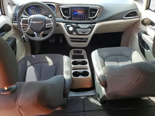 2C4RC1DG2HR812025 2017 CHRYSLER PACIFICA - Image 8