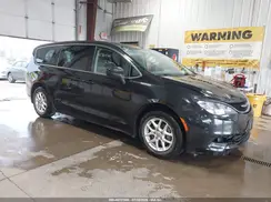 2C4RC1DG2JR148704 2018 CHRYSLER PACIFICA