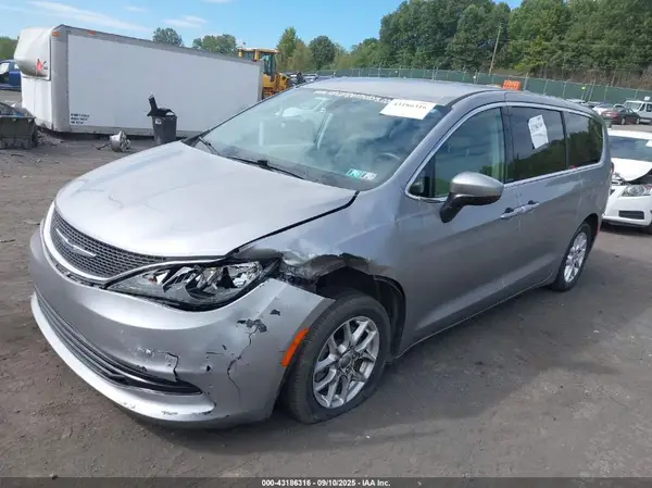 2C4RC1DG3HR502014 2017 CHRYSLER PACIFICA - Image 2