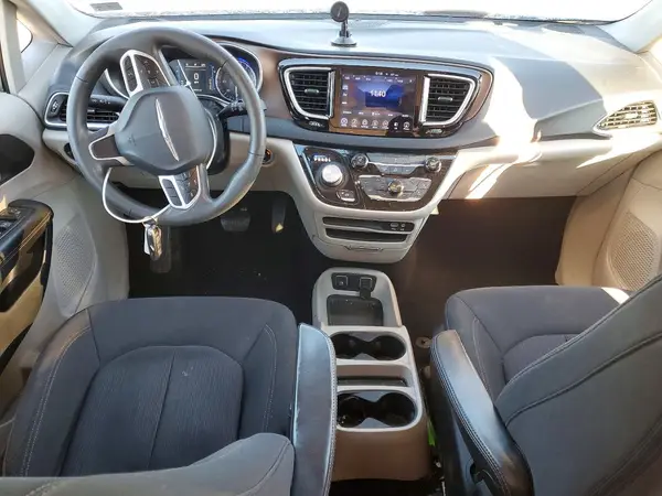 2C4RC1DG3HR515295 2017 CHRYSLER PACIFICA - Image 8