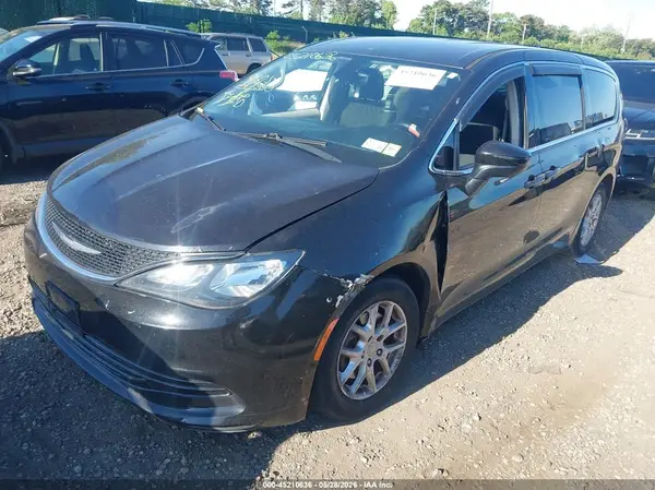2C4RC1DG3HR517371 2017 CHRYSLER PACIFICA - Image 2