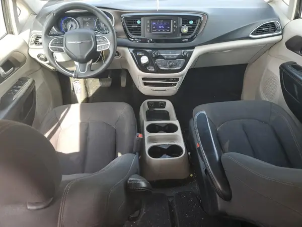 2C4RC1DG3HR519055 2017 CHRYSLER PACIFICA - Image 8