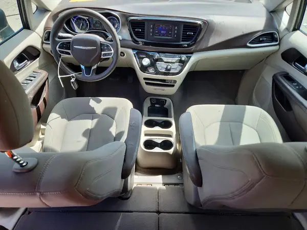 2C4RC1DG3HR526300 2017 CHRYSLER PACIFICA - Image 8
