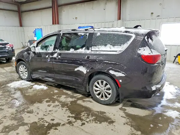 2C4RC1DG3HR552430 2017 CHRYSLER PACIFICA - Image 2