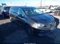 2C4RC1DG3HR552458 2017 CHRYSLER PACIFICA