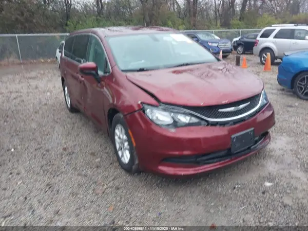 2C4RC1DG3HR553402 2017 CHRYSLER PACIFICA - Image 1