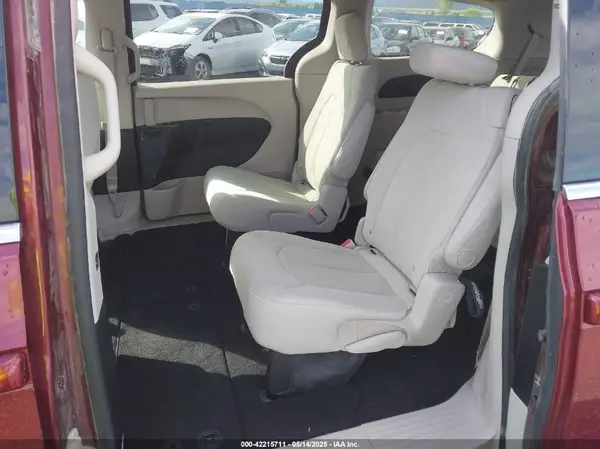 2C4RC1DG3HR565288 2017 CHRYSLER PACIFICA - Image 8