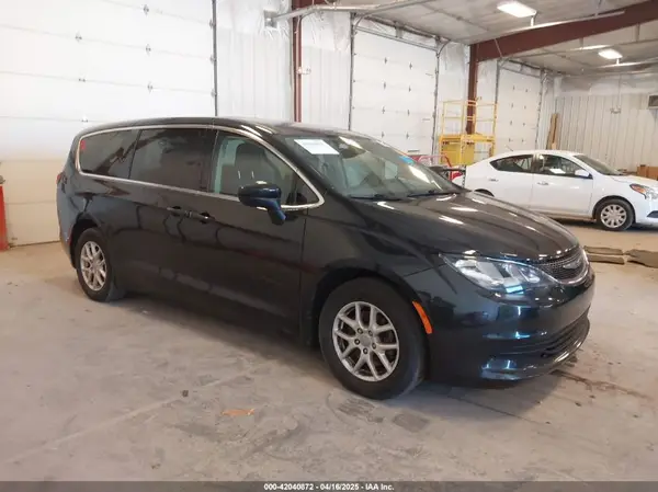 2C4RC1DG3HR571477 2017 CHRYSLER PACIFICA - Image 1
